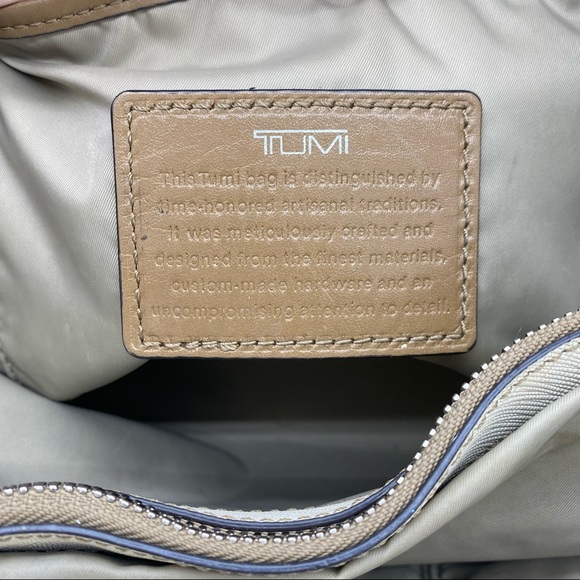 Tumi Turin Shopper Tote Leather Purse - Picture 9 of 13